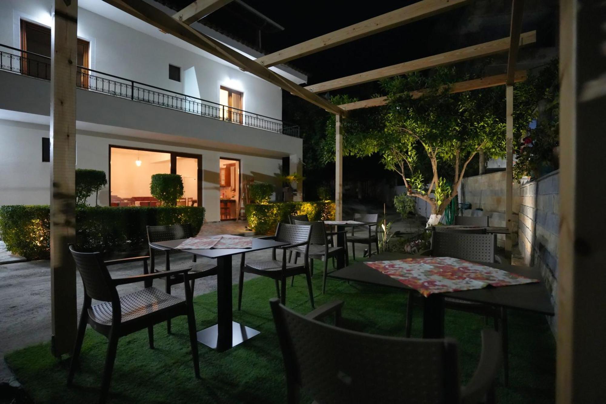 Villa Qeli Gjirokastër Buitenkant foto