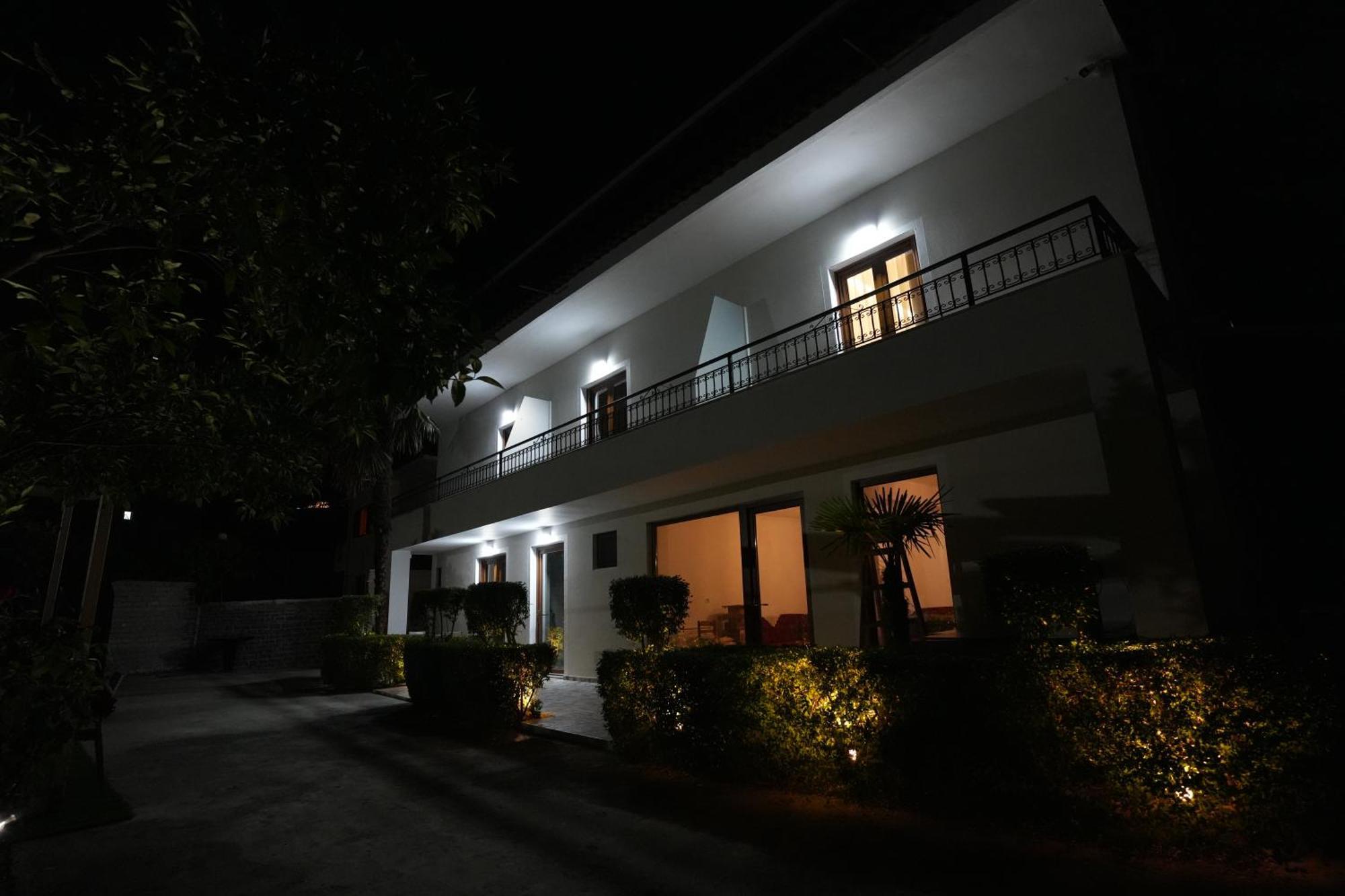 Villa Qeli Gjirokastër Buitenkant foto